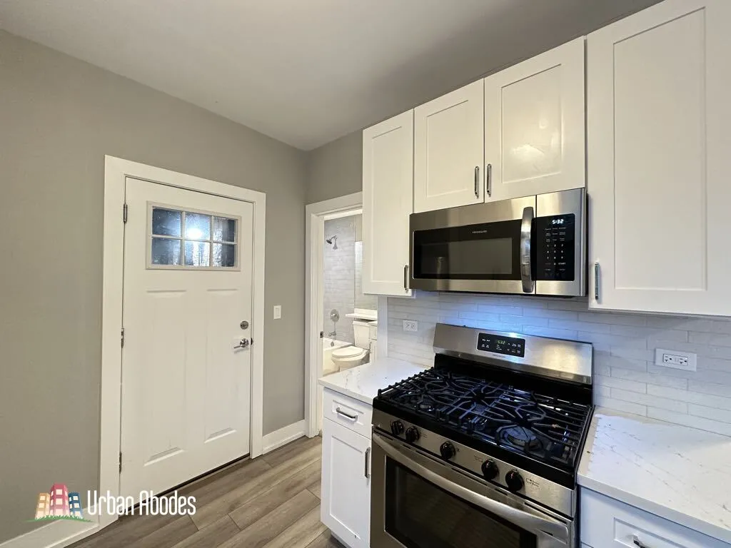 3937 N Janssen Ave, , 60613, USA 60613-unit#2W-Chicago-IL