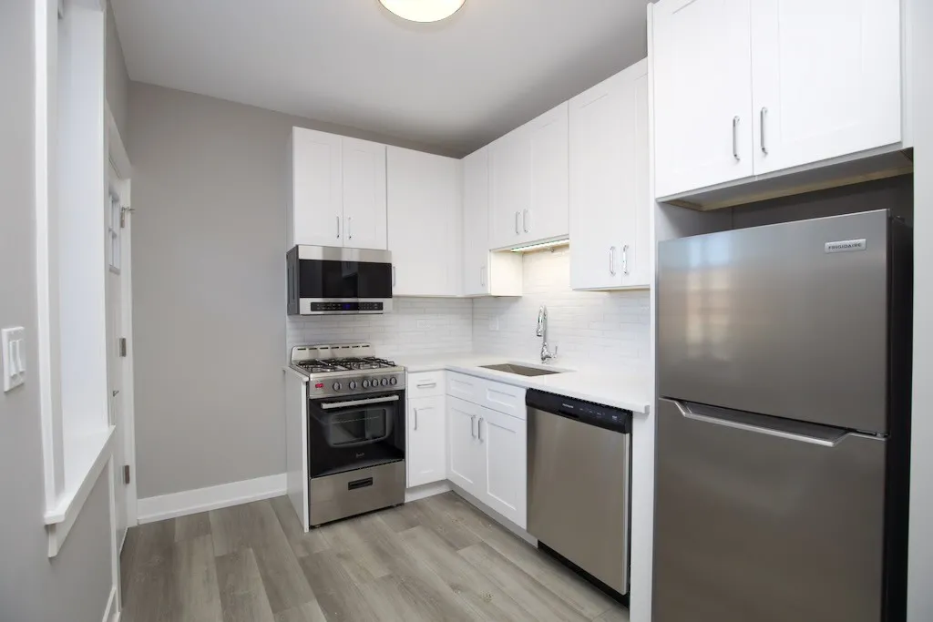 3943 N Janssen Ave, ,  60613, USA 60613-unit#2N-Chicago-IL