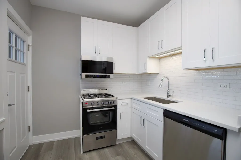 3943 N Janssen Ave, ,  60613, USA 60613-unit#2N-Chicago-IL