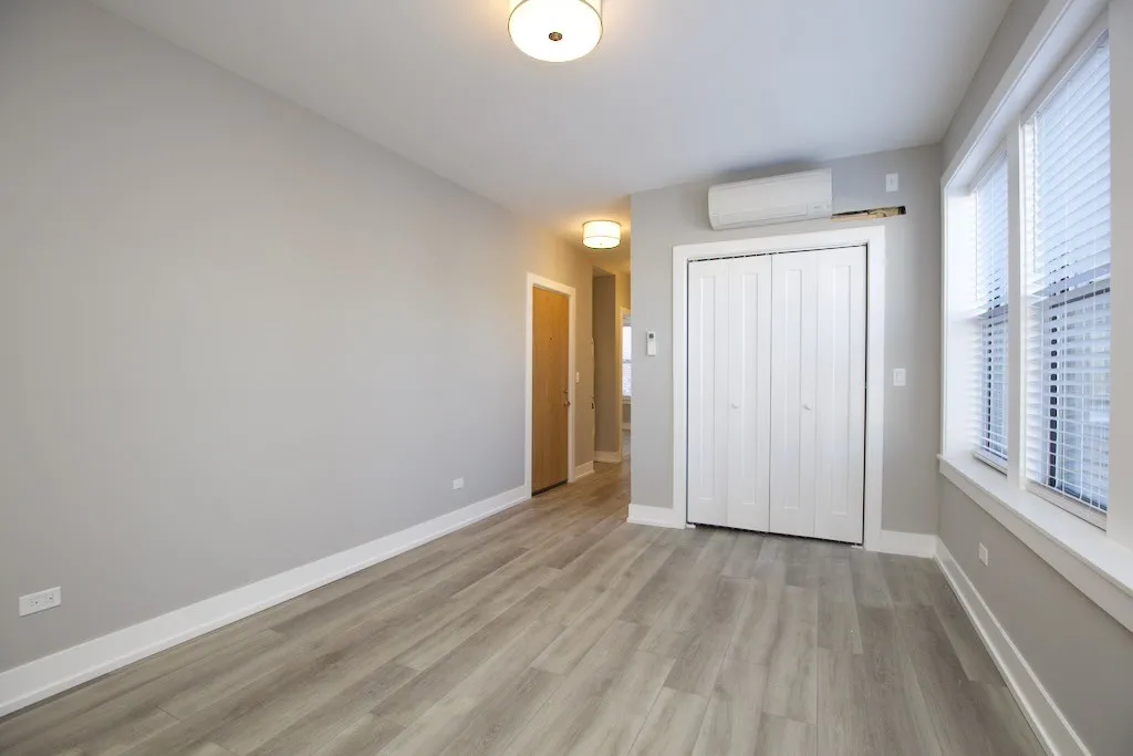 3943 N Janssen Ave, ,  60613, USA 60613-unit#2N-Chicago-IL