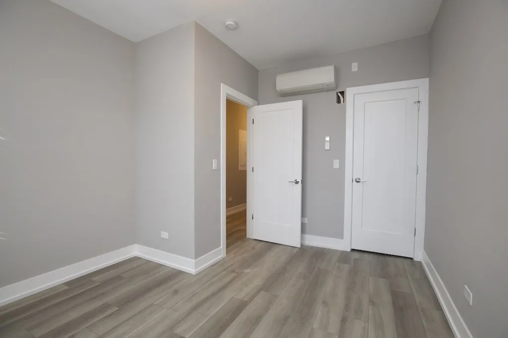 3943 N Janssen Ave, ,  60613, USA 60613-unit#2N-Chicago-IL