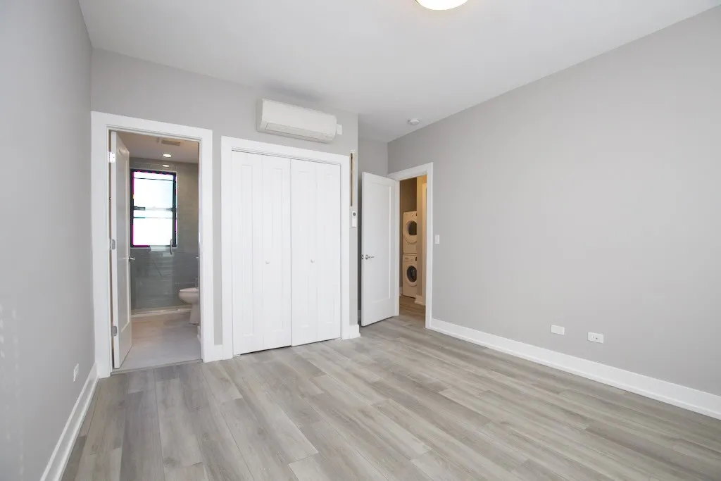 3943 N Janssen Ave, ,  60613, USA 60613-unit#2N-Chicago-IL