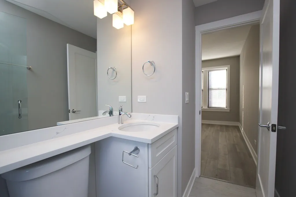 3943 N Janssen Ave, ,  60613, USA 60613-unit#2N-Chicago-IL