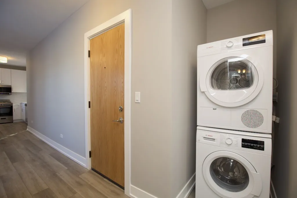3943 N Janssen Ave, ,  60613, USA 60613-unit#2N-Chicago-IL