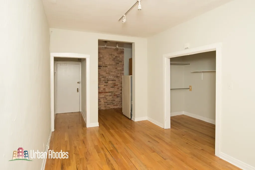 511 W Melrose St, ,  60657, USA 60657-unit#109-Chicago-IL