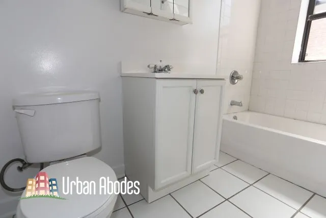 3823 N Fremont St, ,  60613, USA 60613-unit#1W-Chicago-IL