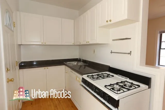 3825 N Fremont St, ,  60613, USA 60613-unit#2W-Chicago-IL