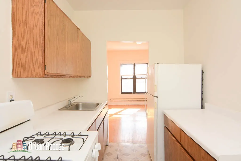 827 W Waveland Ave, ,  60613, USA 60613-unit#3N-Chicago-IL