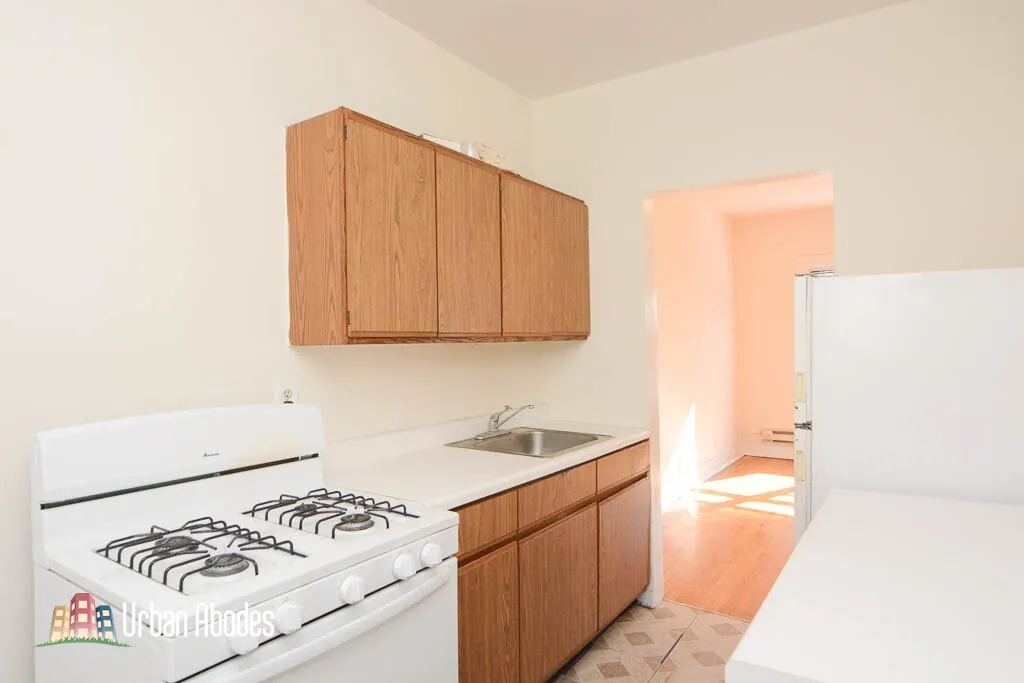 827 W Waveland Ave, ,  60613, USA 60613-unit#3N-Chicago-IL