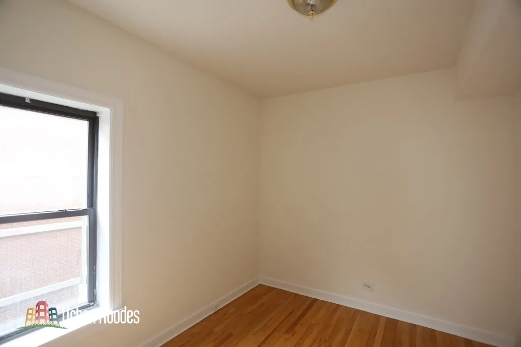 821 W Waveland Ave, , 60613, USA 60613-unit#2S-Chicago-IL