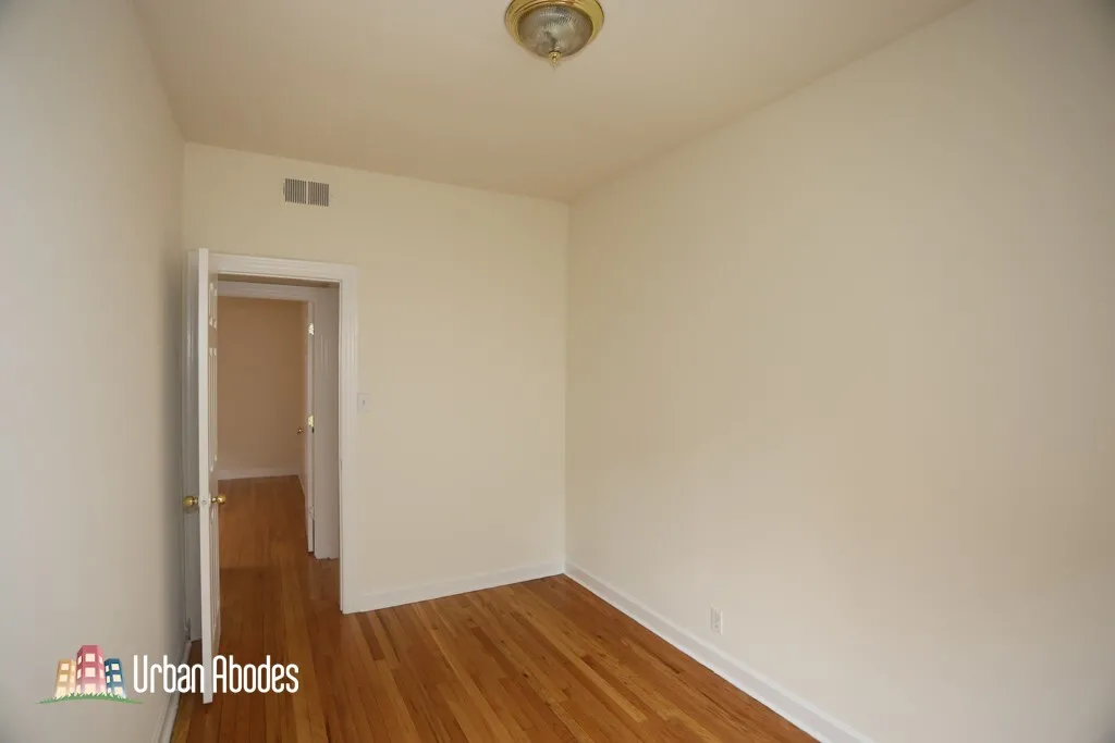 821 W Waveland Ave, , 60613, USA 60613-unit#2S-Chicago-IL