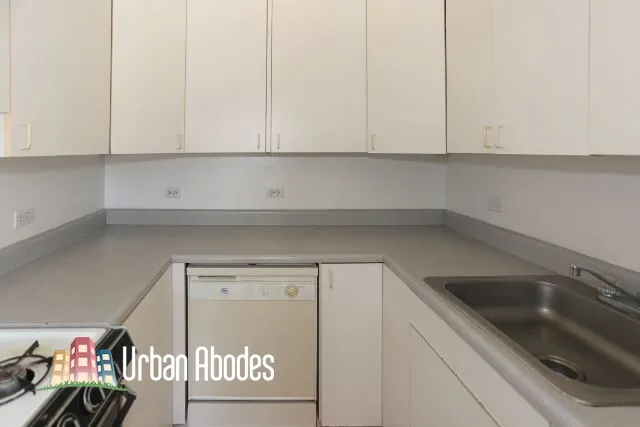 816 W Waveland Ave, ,  60613, USA 60613-unit#26-Chicago-IL