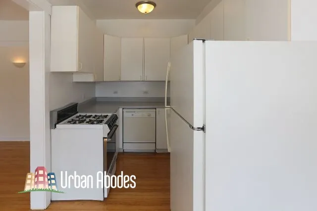 816 W Waveland Ave, ,  60613, USA 60613-unit#26-Chicago-IL