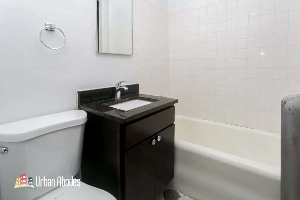 2110 W Ainslie St, , 60625, USA 60625-unit#2N-Chicago-IL