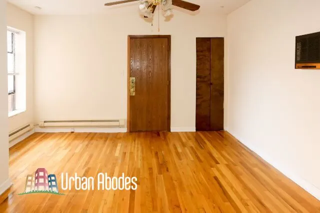 819 W Cornelia Ave, ,  60657, USA 60657-unit#110-Chicago-IL