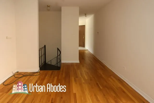 819 W Cornelia Ave, ,  60657, USA 60657-unit#110-Chicago-IL