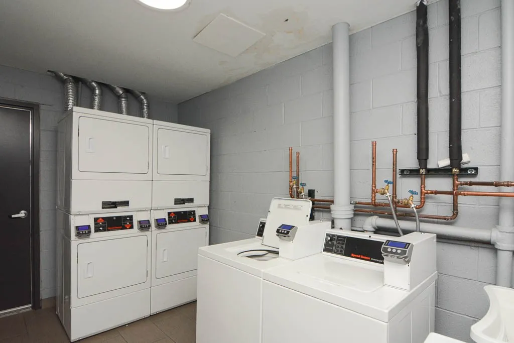 1220 N La Salle Dr, ,  60610, USA 60610-unit#2G-Chicago-IL