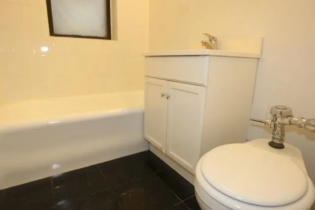 536 W Arlington Pl, , 60614, USA 60614-unit#114-Chicago-IL