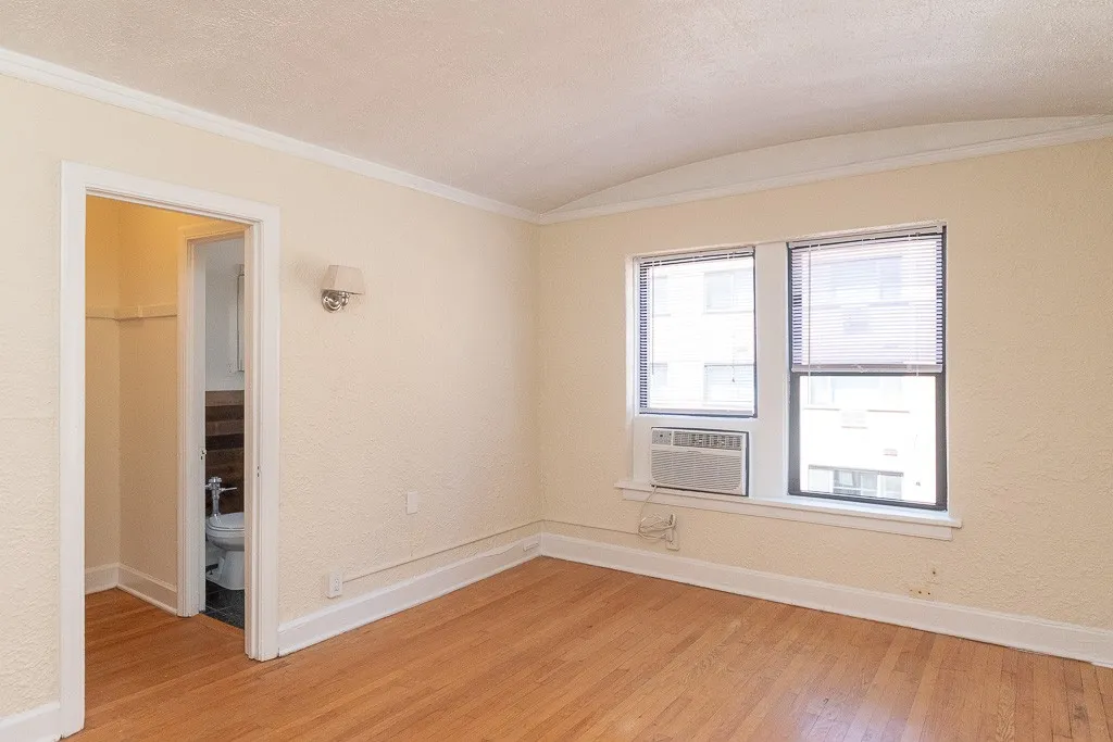 536 W Arlington Pl, , 60614, USA 60614-unit#210-Chicago-IL