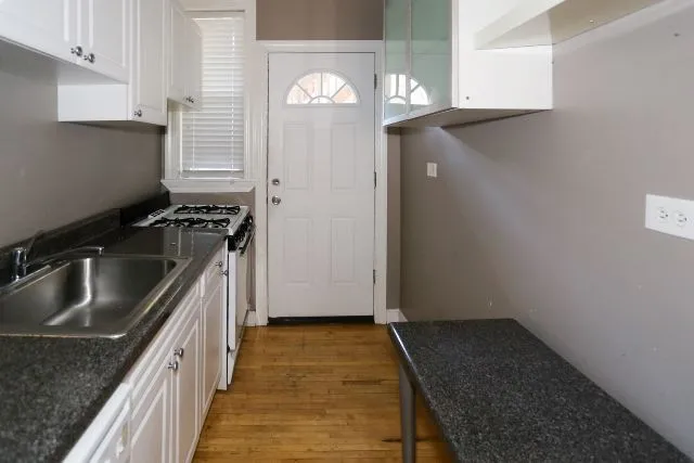 624 W Barry Ave, , 60657, USA 60657-unit#2W-Chicago-IL