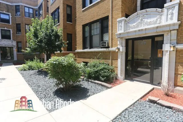 725 W Barry Ave, , 60657, USA 60657-unit#1B-Chicago-IL