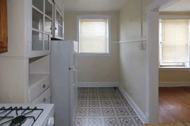 556 W Aldine Ave, ,  60657, USA 60657-unit#2E-Chicago-IL