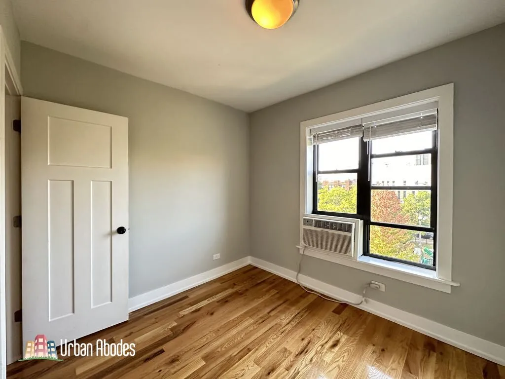 2912 N Mildred Ave, ,  60657, USA 60657-unit#3CC-Chicago-IL