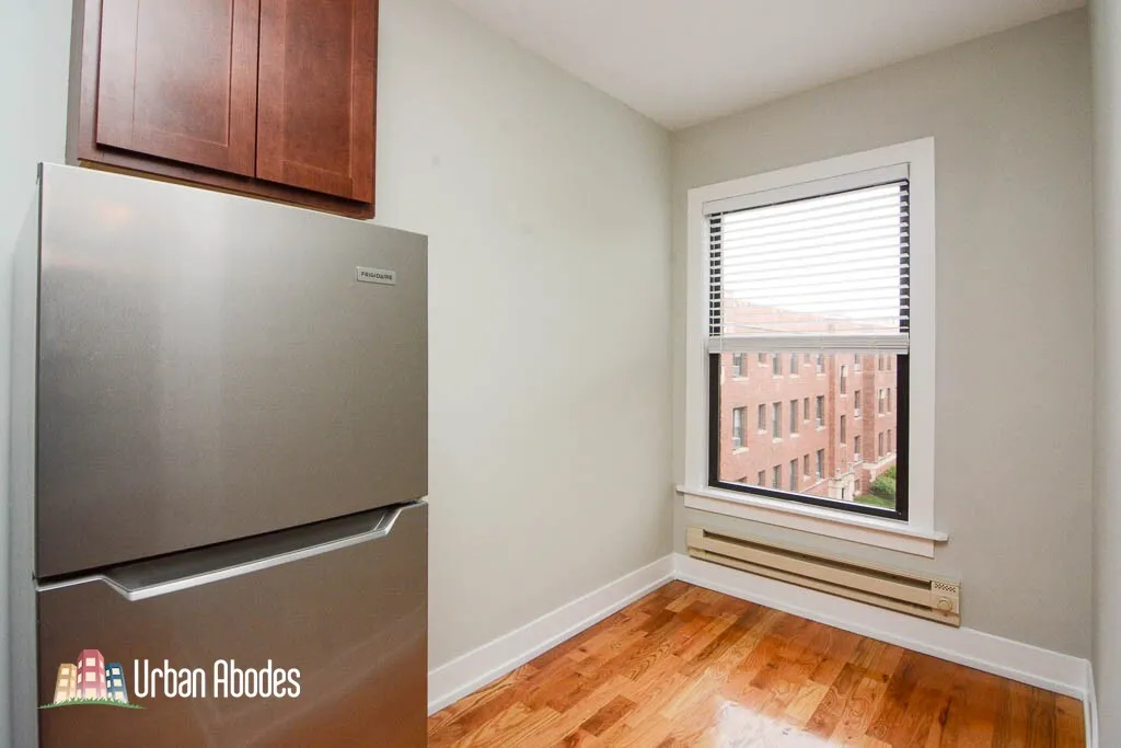 2906 N Mildred Ave, ,  60657, USA 60657-unit#3P-Chicago-IL