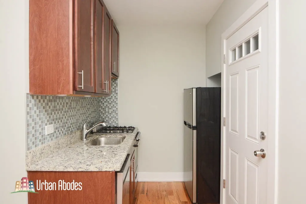2910 N Mildred Ave, , 60657, USA 60657-unit#2X-Chicago-IL