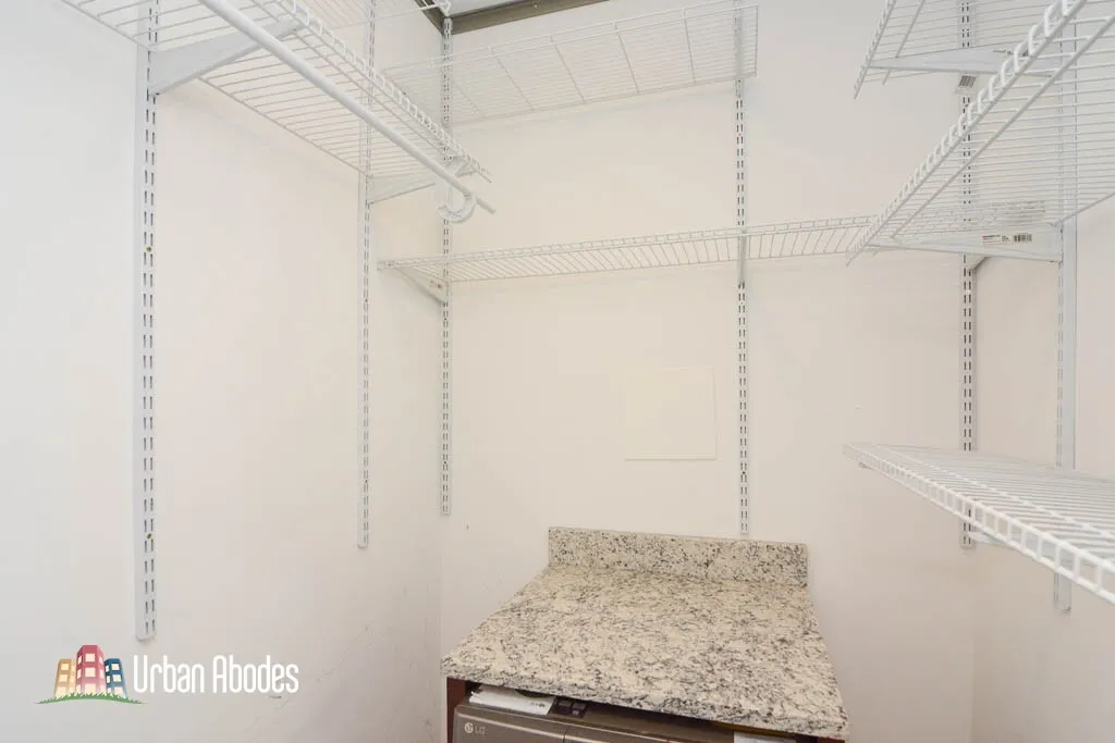 2910 N Mildred Ave, , 60657, USA 60657-unit#2X-Chicago-IL