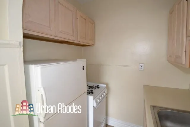 425 W Roscoe St, , 60657, USA 60657-unit#504-Chicago-IL