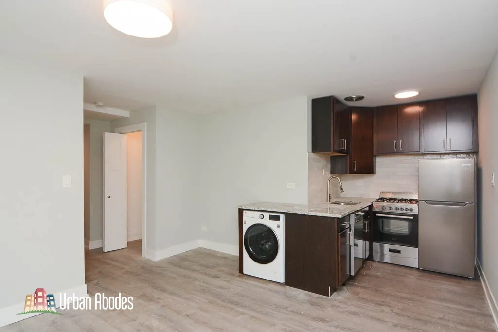 445 W Barry Ave, ,  60657, USA 60657-unit#105-Chicago-IL