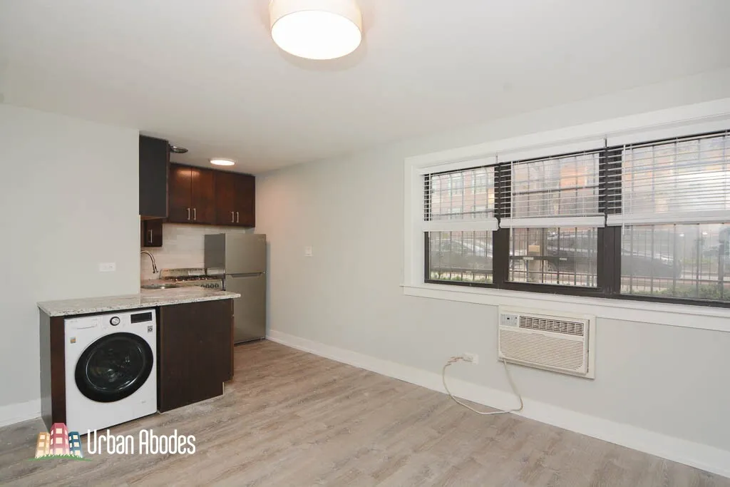 445 W Barry Ave, ,  60657, USA 60657-unit#105-Chicago-IL