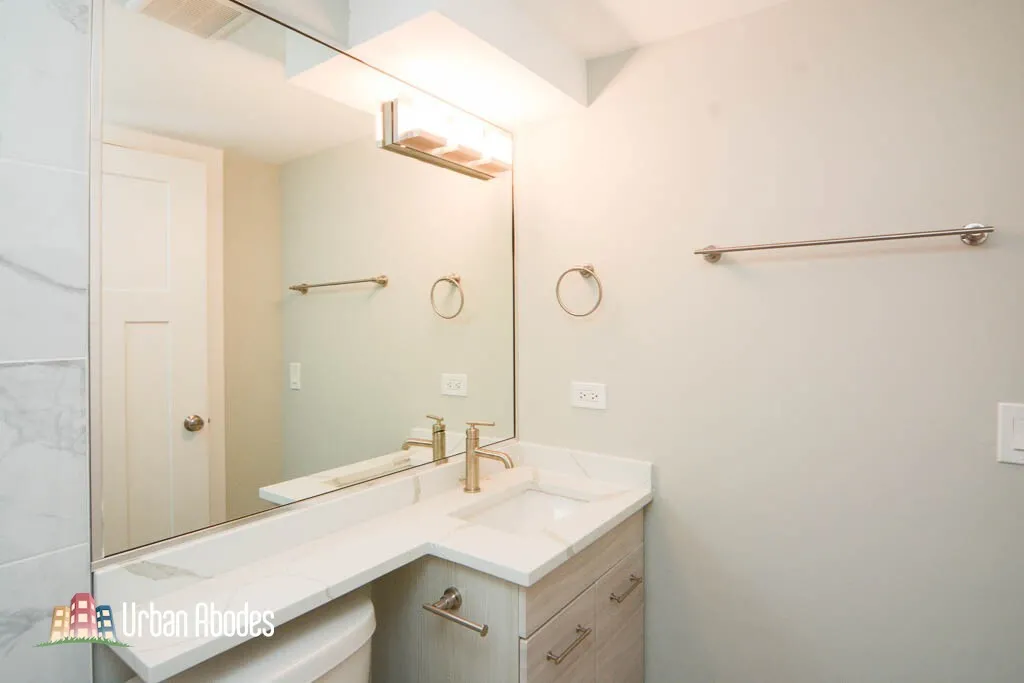 445 W Barry Ave, ,  60657, USA 60657-unit#105-Chicago-IL