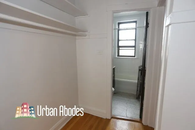2100 W Ainslie St, ,  60625, USA 60625-unit#3W-Chicago-IL
