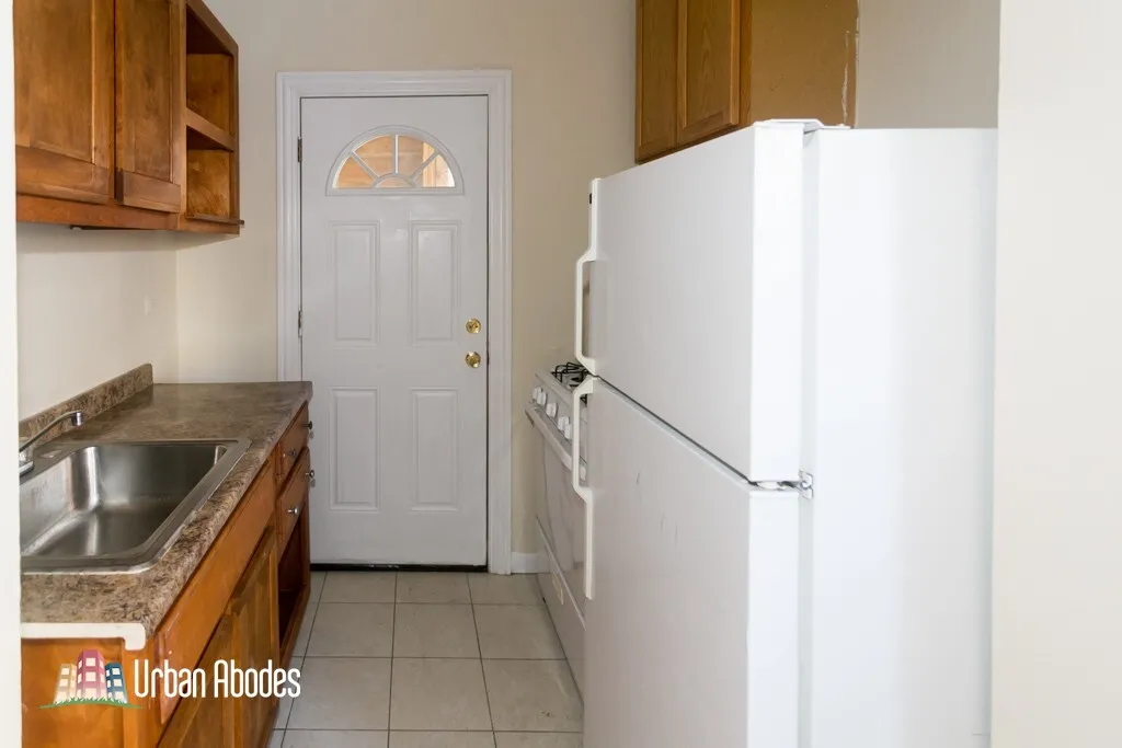 624 W Barry Ave, ,  60657, USA 60657-unit#1W-Chicago-IL