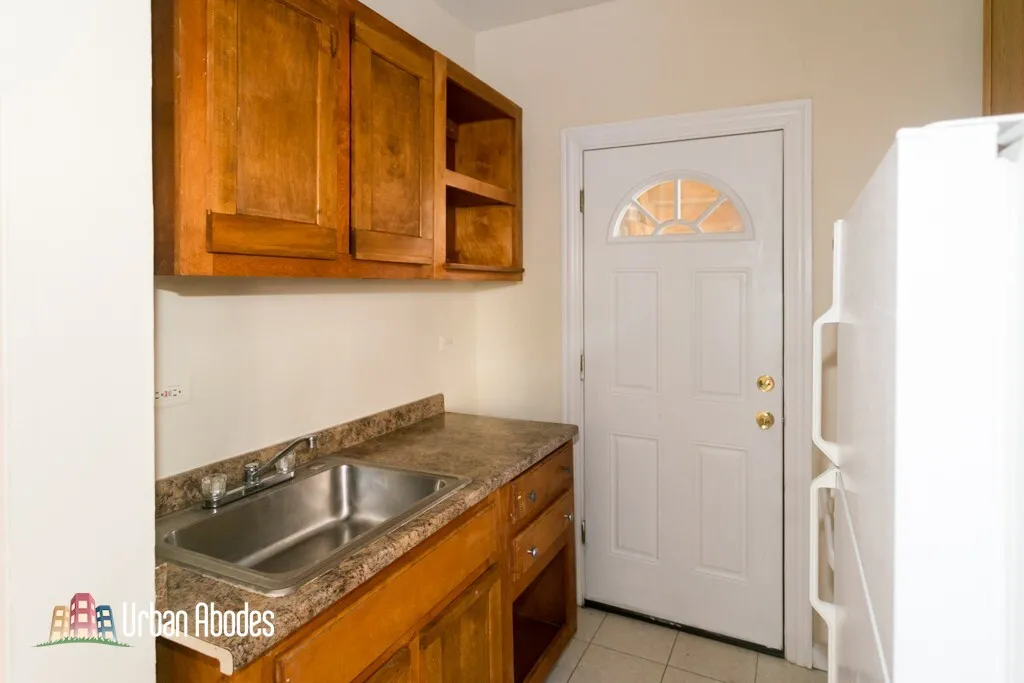 624 W Barry Ave, ,  60657, USA 60657-unit#1W-Chicago-IL