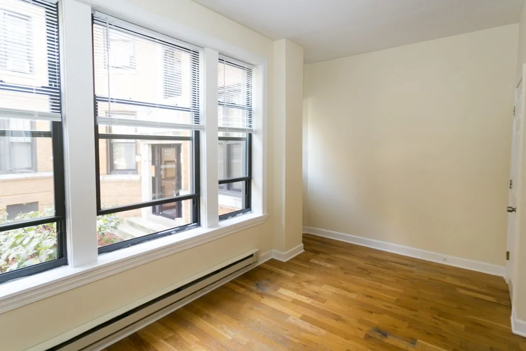 723 W Barry Ave, ,  60657, USA 60657-unit#1A-Chicago-IL