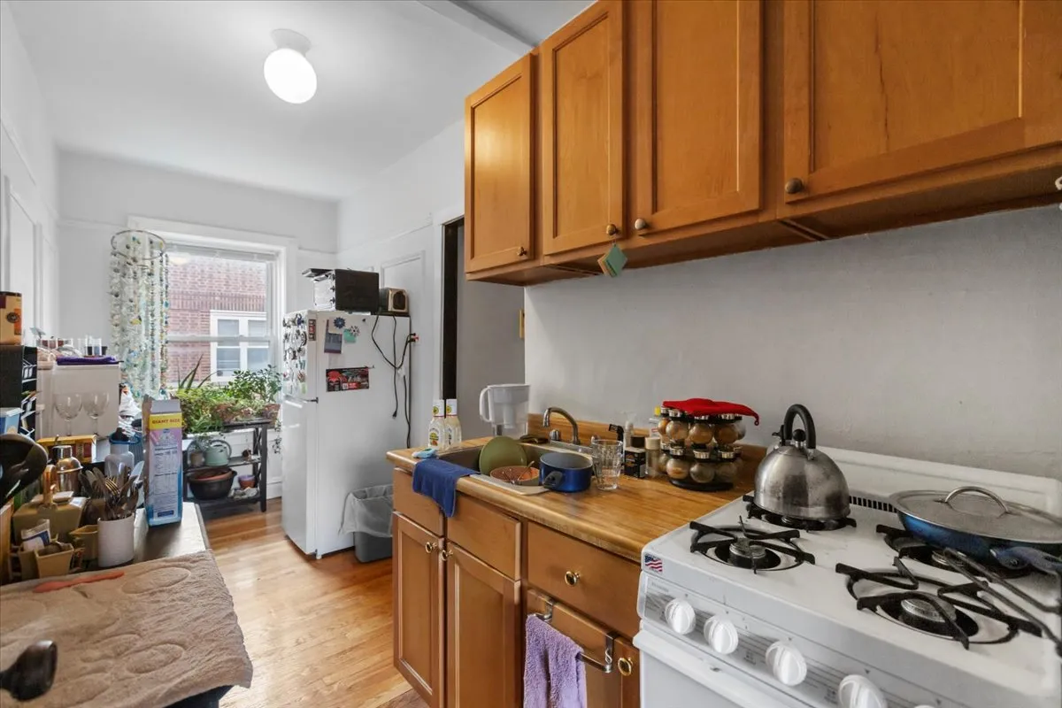 658 W Oakdale Ave, , 60657, USA 60657-unit#3B-Chicago-IL