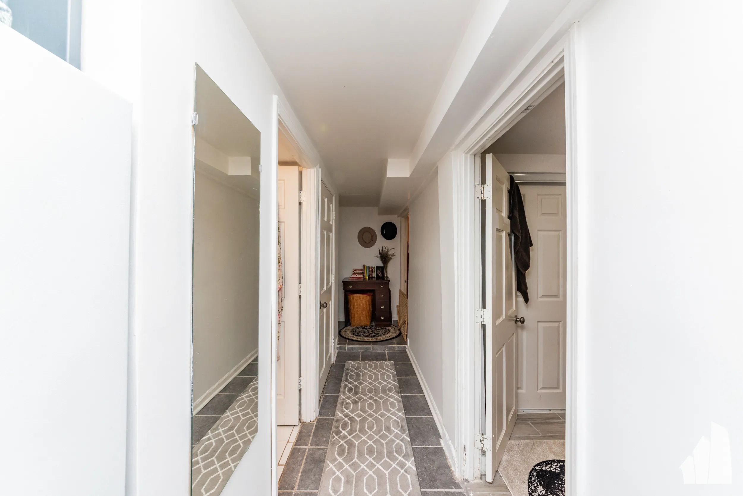 2005 W Race Ave, ,  60612, USA 60612-unit#Basement-Chicago-IL