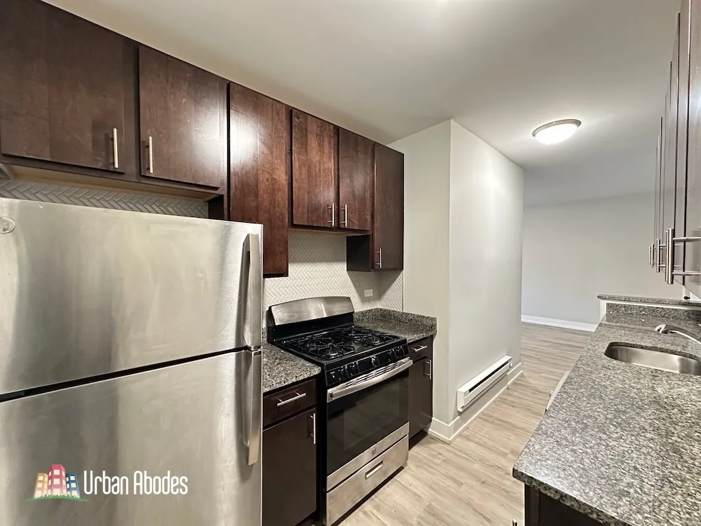 703 W Brompton Ave, , 60657, USA 60657-unit#10-Chicago-IL