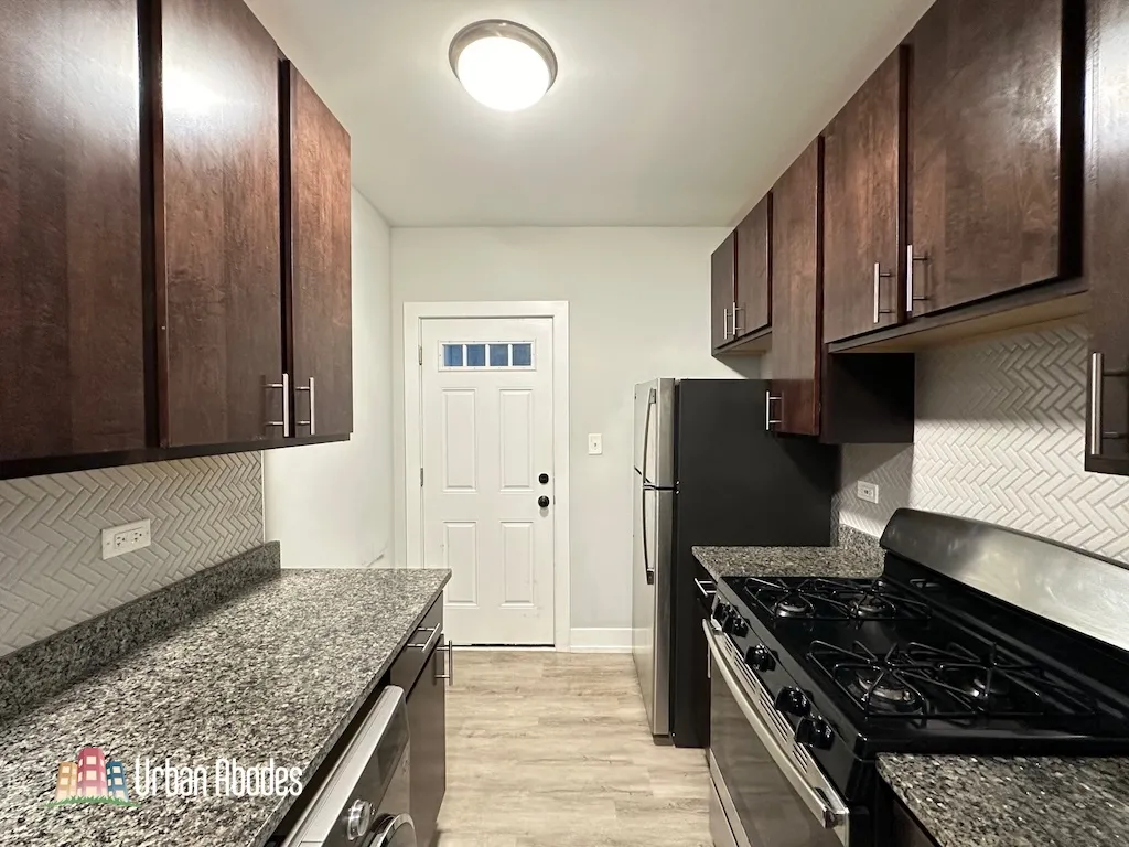 703 W Brompton Ave, , 60657, USA 60657-unit#10-Chicago-IL