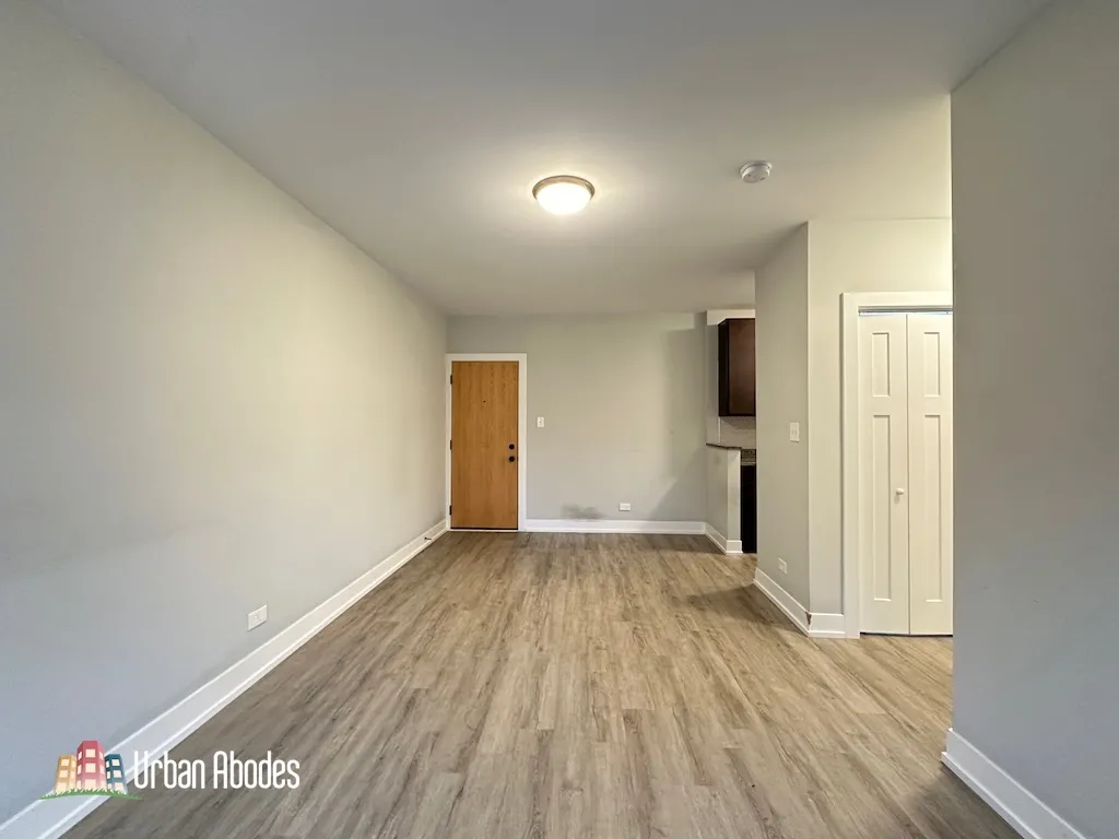 703 W Brompton Ave, , 60657, USA 60657-unit#10-Chicago-IL