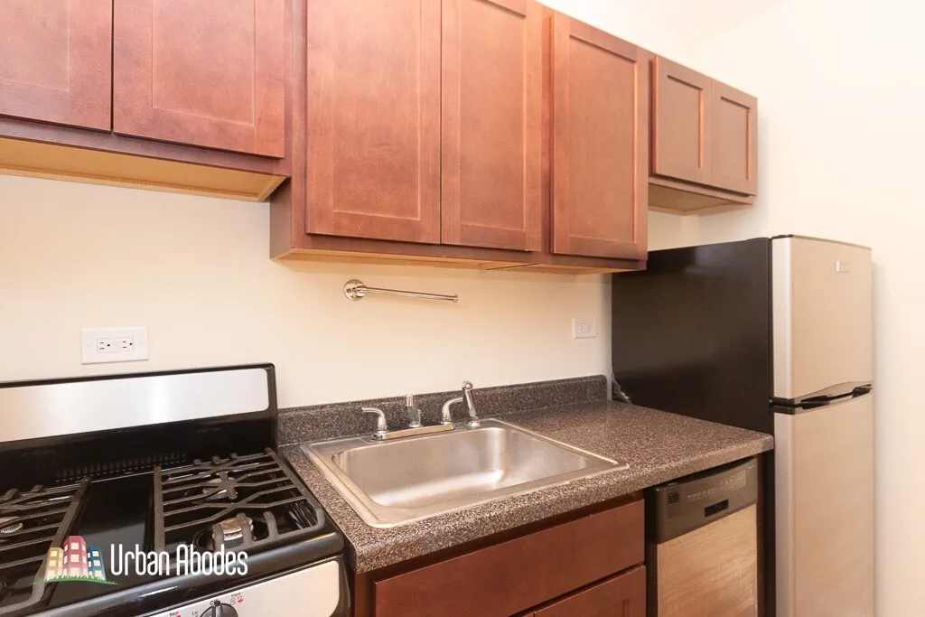 818 W Diversey Pkwy, , 60614, USA 60614-unit#G-Chicago-IL