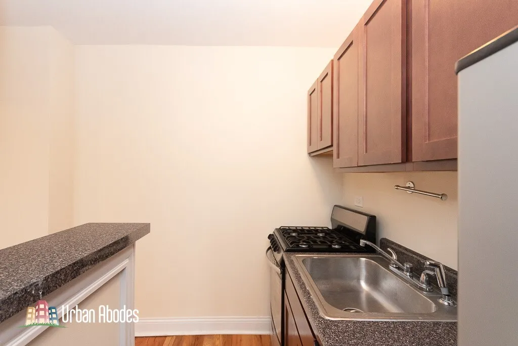 818 W Diversey Pkwy, , 60614, USA 60614-unit#G-Chicago-IL