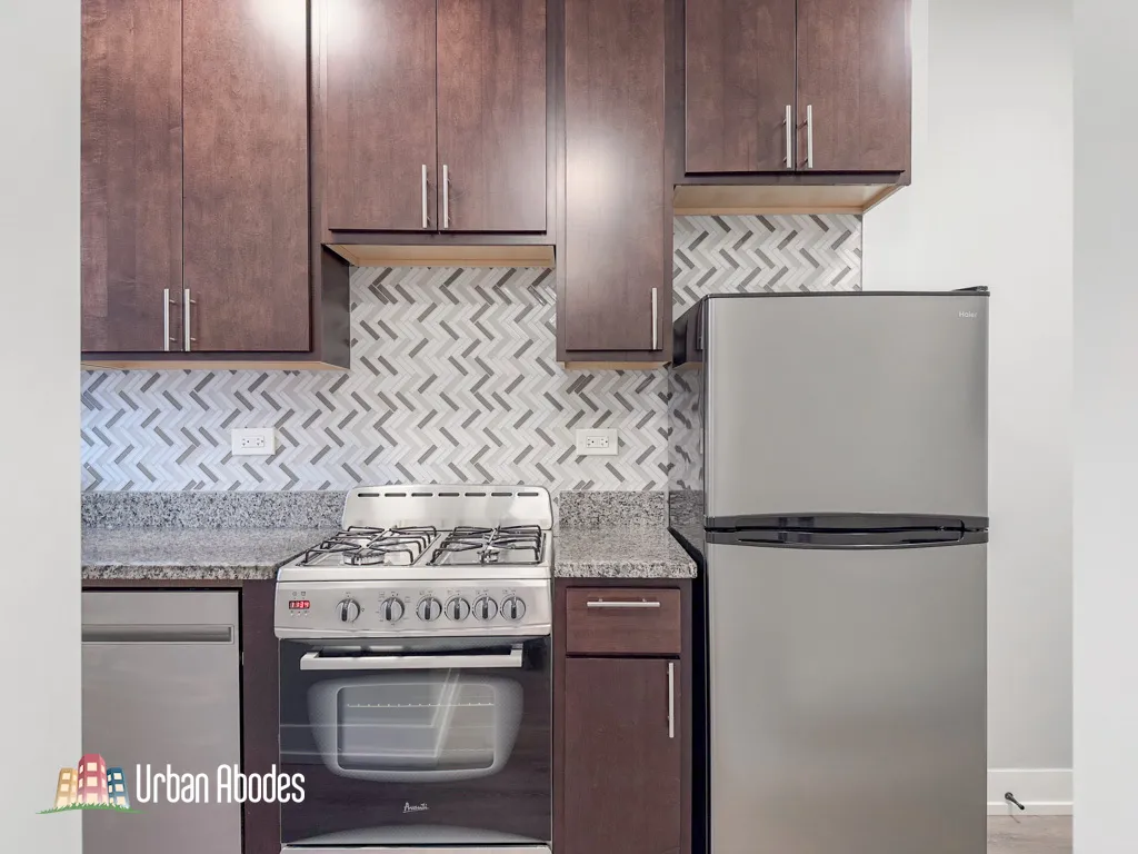 431 W Belden Ave, ,  60614, USA 60614-unit#C201-Chicago-IL