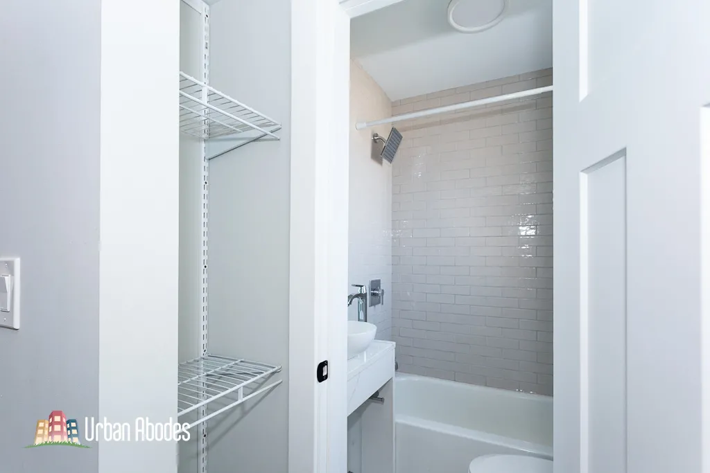 505 W Belmont Ave, ,  60657, USA 60657-unit#5D-Chicago-IL