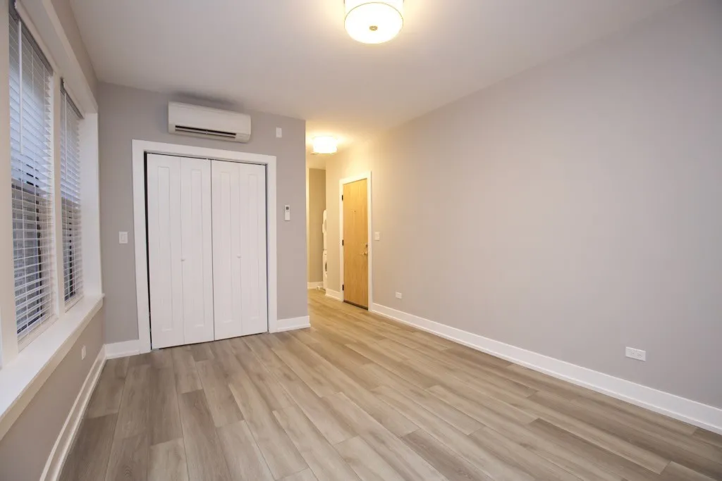 3933 N Janssen Ave, ,  60613, USA 60613-unit#1S-Chicago-IL
