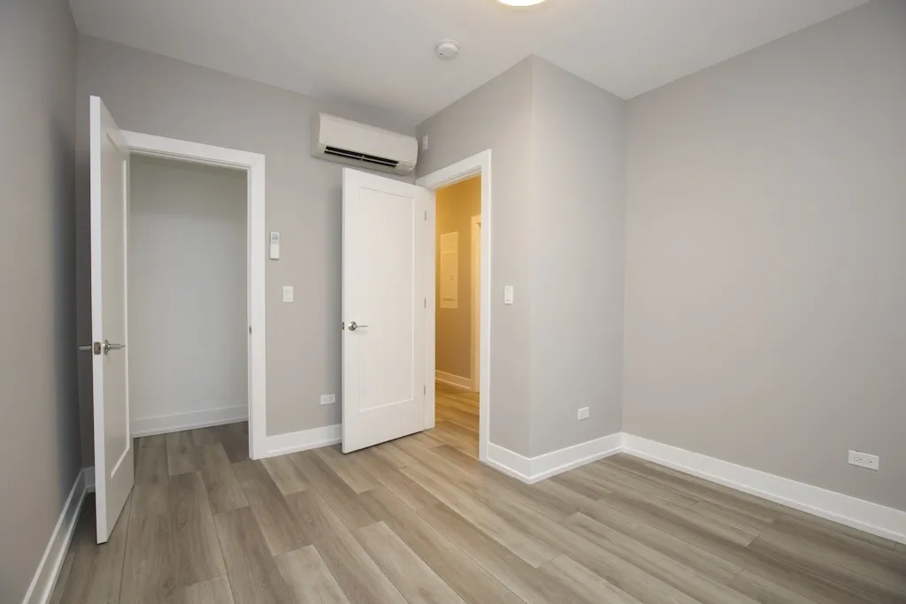 3933 N Janssen Ave, ,  60613, USA 60613-unit#1S-Chicago-IL