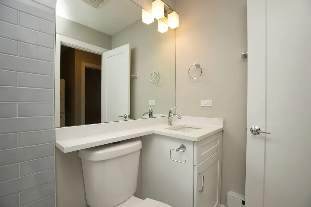 3933 N Janssen Ave, ,  60613, USA 60613-unit#1S-Chicago-IL
